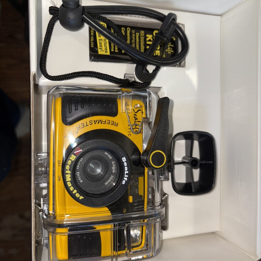 Sealife Reefmaster CL Under Water Camera Automatic Wide Angle 35mm SL520