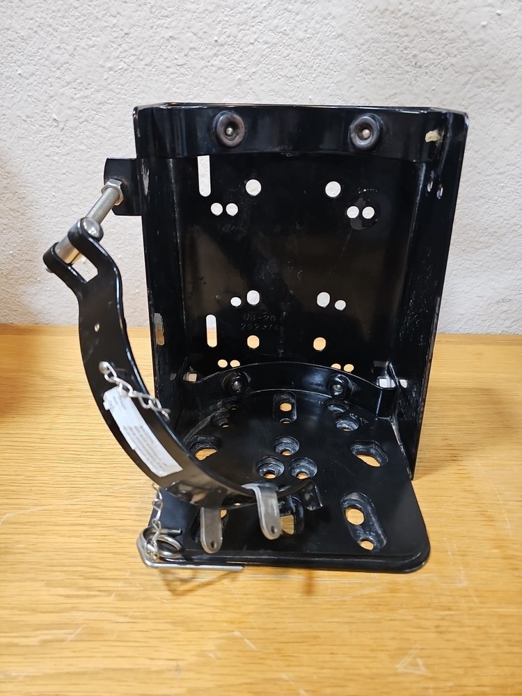 KIDDE - UB-20 Fire Extinguisher Bracket 20 lb CAP Mounting Bracket