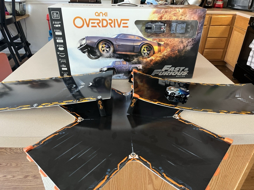 Anki Overdrive Fast & Furious Edition + Launch Kit & Collision Kit