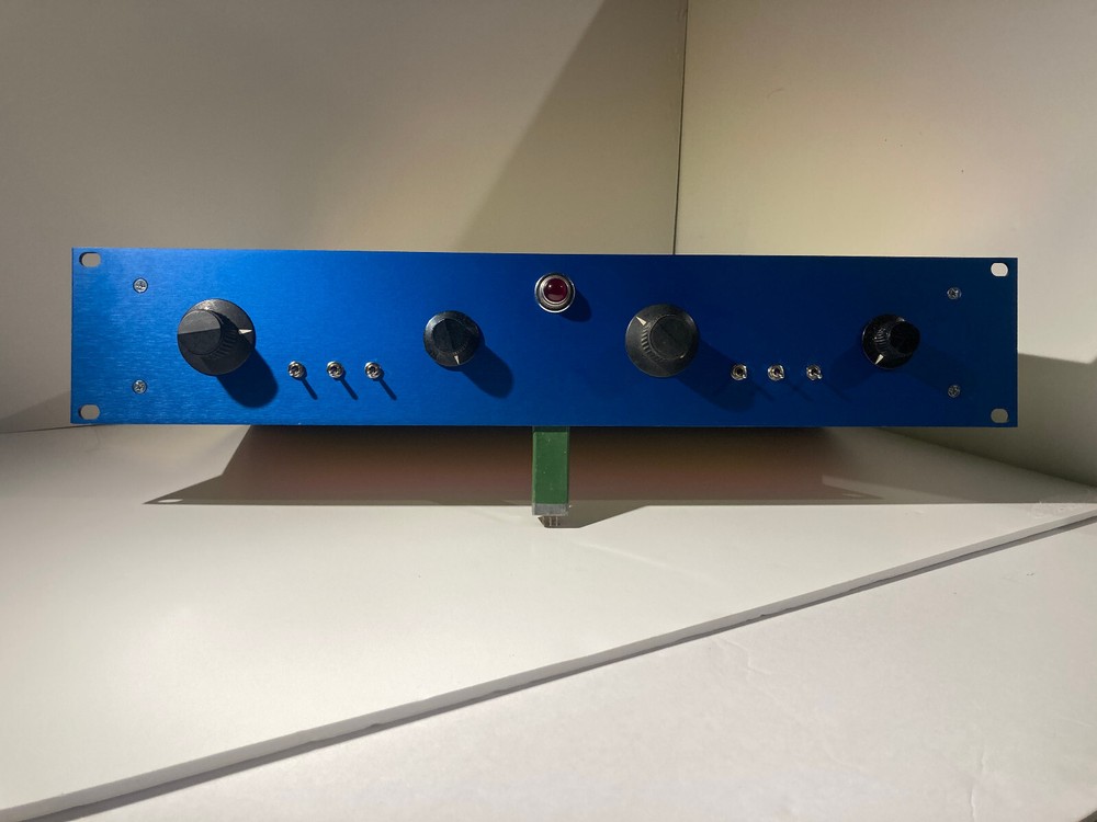 Vintage / Custom Microphone Preamp Case with extras DIY Trident Neve API Quad