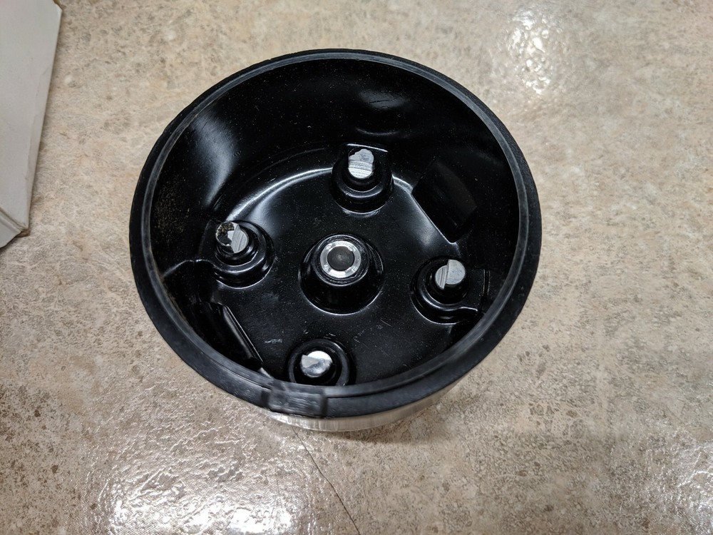 351693R92 Case IH International Distributor Cap