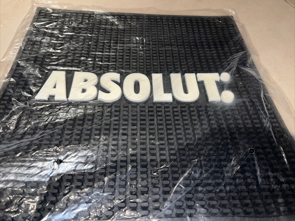 Absolut Black / White Service Bar May
