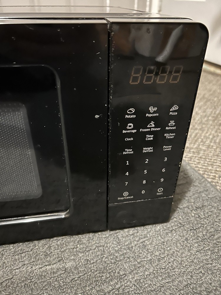 Smud Countertop Microwave