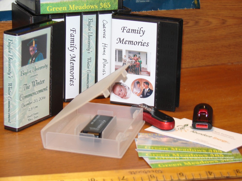 Thumb / Flash / Jump / USB drive case (black 4-pack)