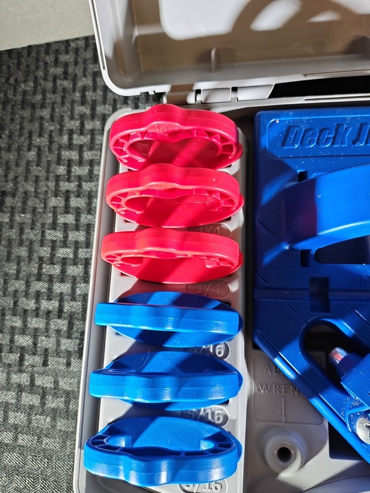 Tool - Kreg - Deck Jig Kit - Both 5/16 Blue & 1/4 Red Spacers