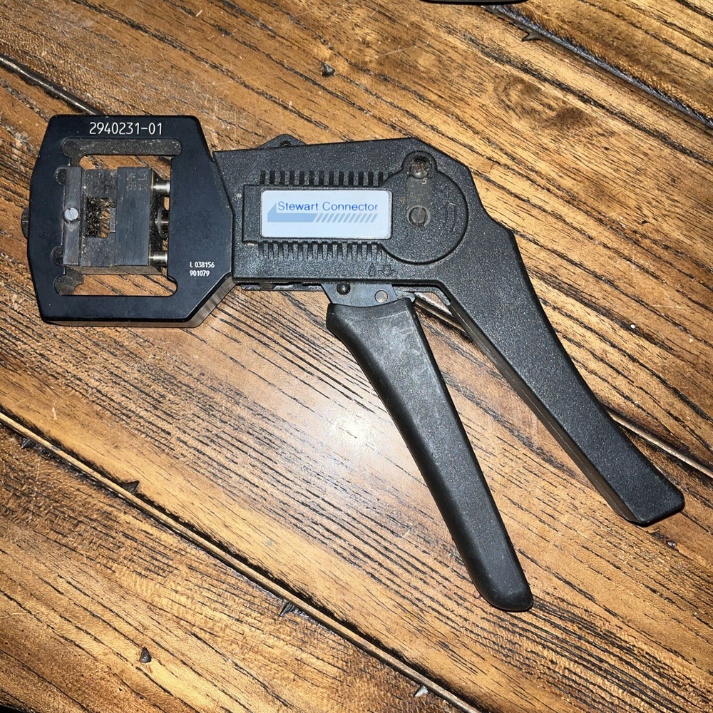 Stewart Connector 2940231-01 Crimper