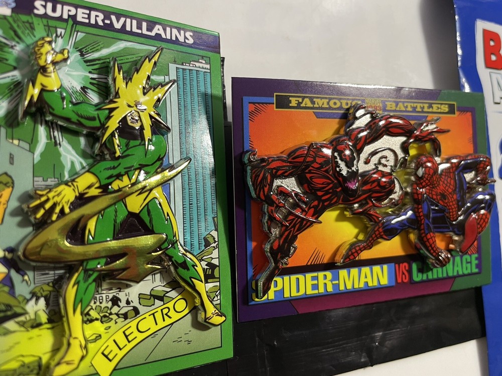 Spider-Man Vs. Carnage Chase Pin & Electro Pin 2022 NYCC Marvel Comic Con