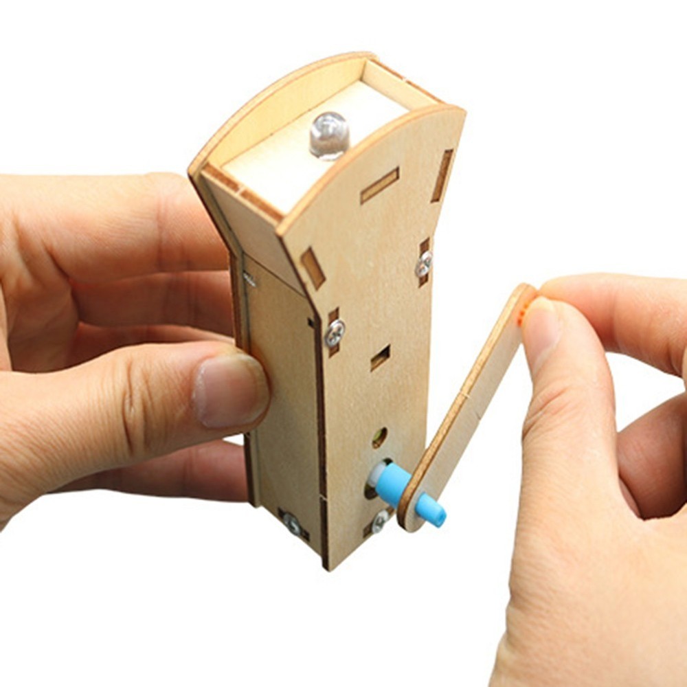 DIY Hand Cranked Flashlight with Extendable Rod for Stable Power Output