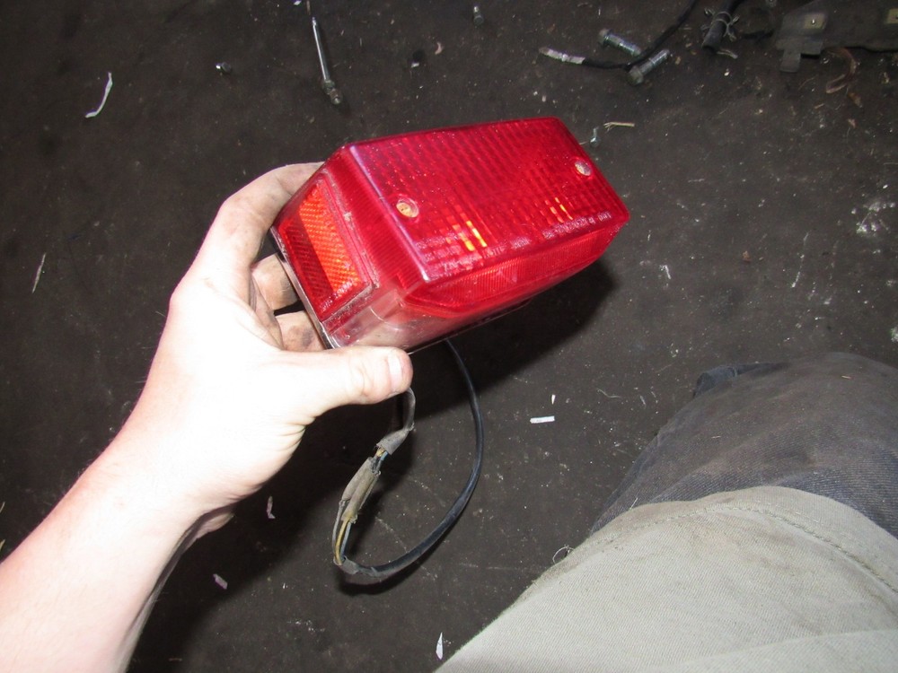 1982 yamaha xs400 j maxim brake light