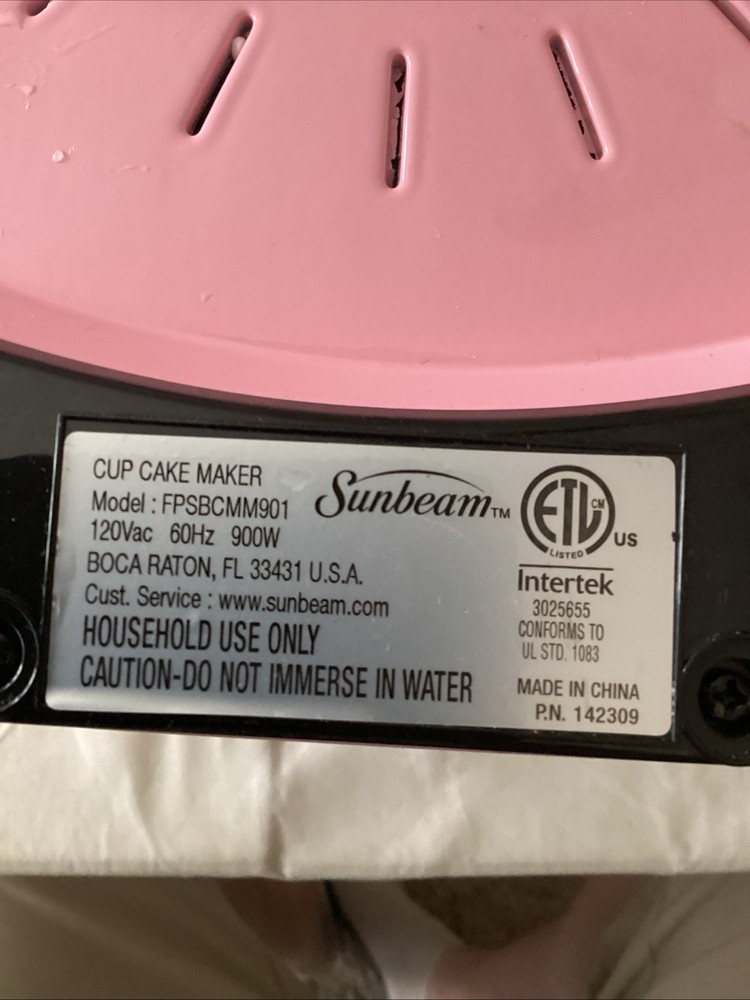 Sunbeam FPSBCMM901 Mini-Cupcake Maker Pink (Fully Functional)
