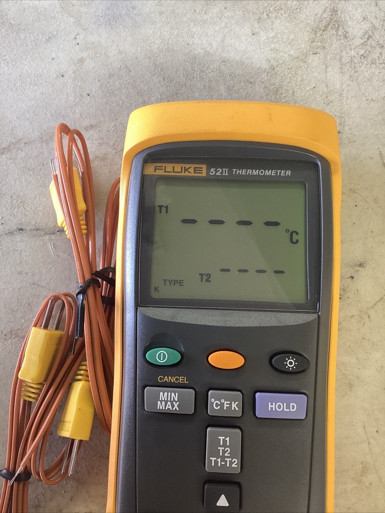 Fluke 52-II Digital Thermometer