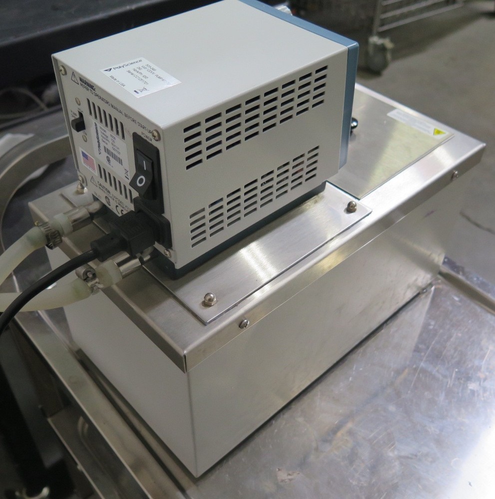 R201862 PolyScience Model 8006 Heated Circulating Bath 6-liter