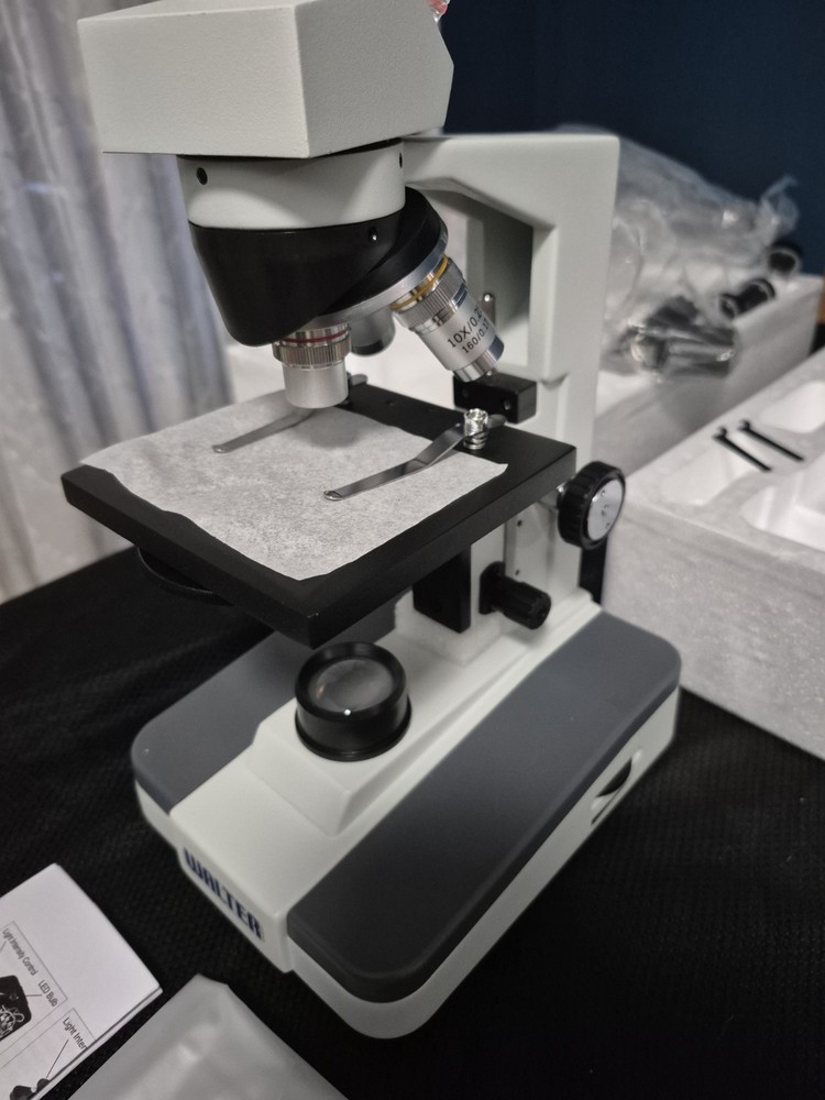 Walter BMT 402 LED Compound Microscope