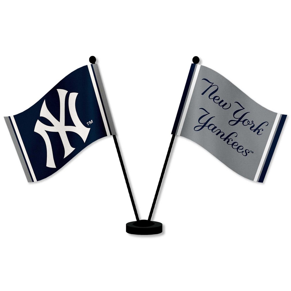 NY Yankees Desk Flags