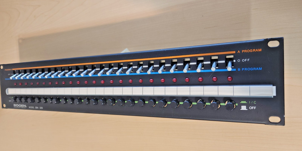 Bogen SBA 325 25-Zone Audio Program Selector Panel Rack Mount Paging System NEW