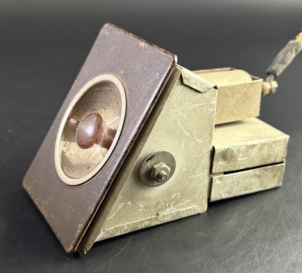 Antique Brass Toggle Switch Vc4