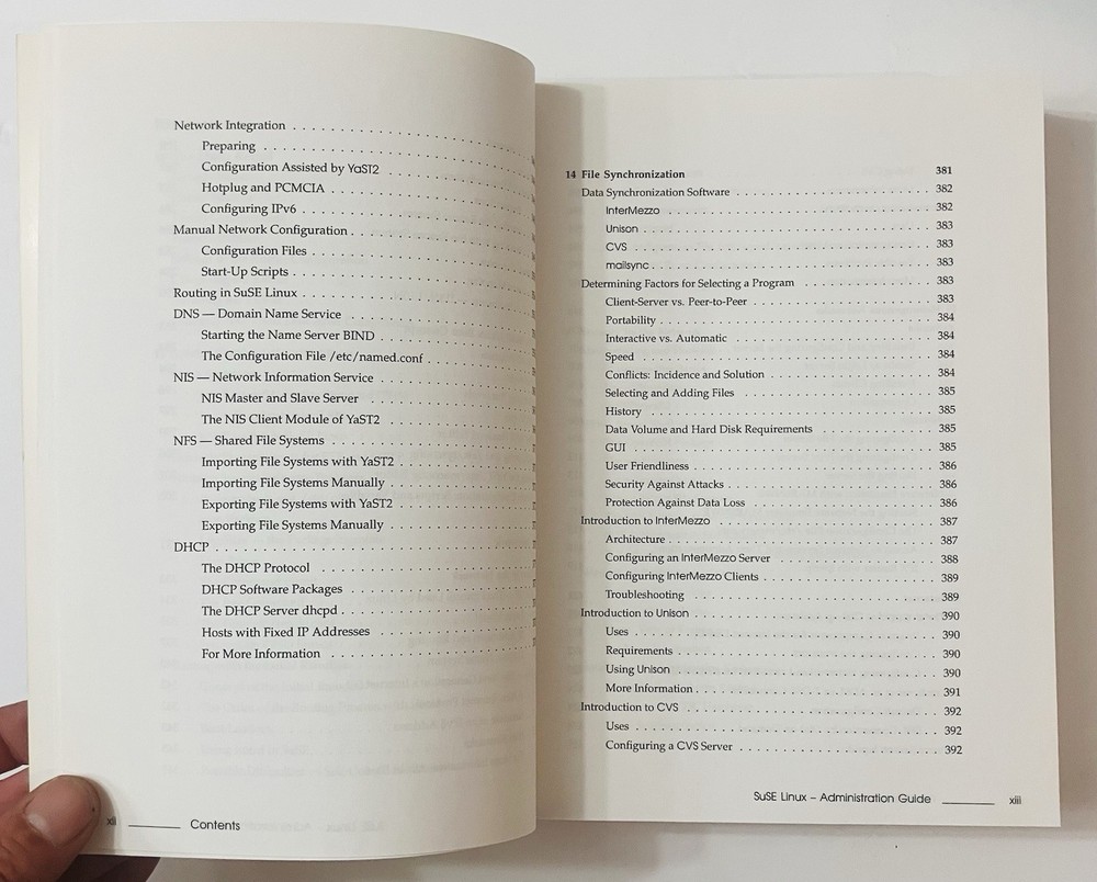 SuSE Linux 8.2 Administration Guide (2003) Vintage Linux Manual | VG Condition