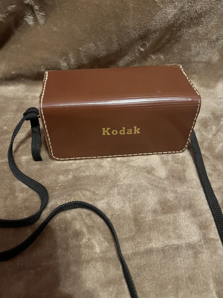 Vintage Kodak Brownie auto 27 camera Untested
