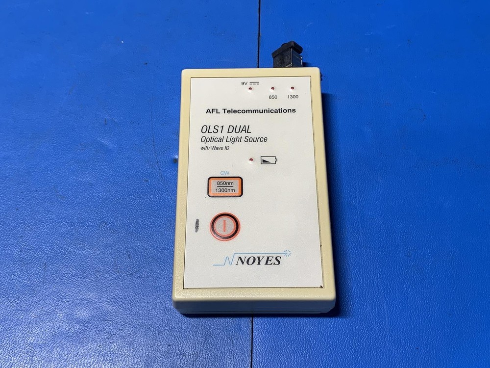 Noyes OPM5-2DAFL Optical Power Meter W/ OLS1 Dual Optical Light Source LS1D