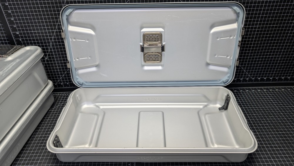 AESCULAP Aicon JJ111 Sterilization Container w/ Enhanced Drying System EDS