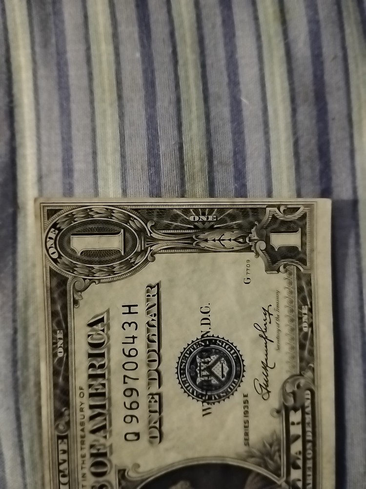 1935 E United States $1 Silver Certificate Circulated Banknote ERROR Misprint