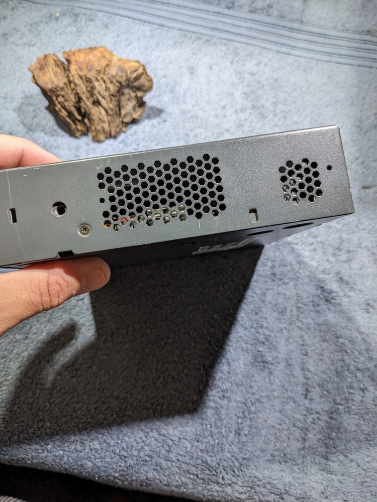 Cisco 2500 Series Wireless Controller - Unit Only