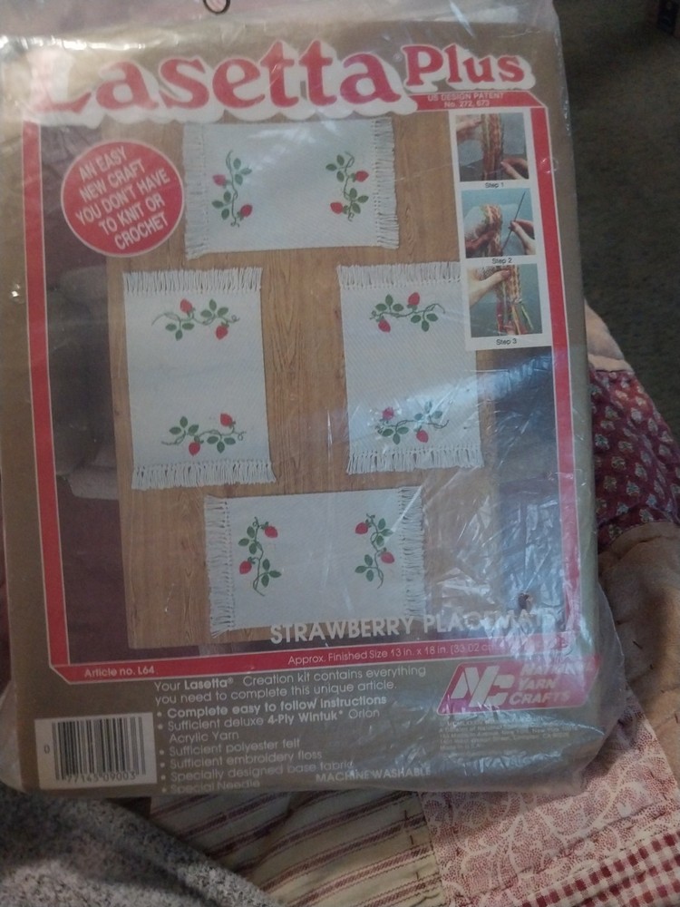 lasetta plus Strawberry Placemats Kit