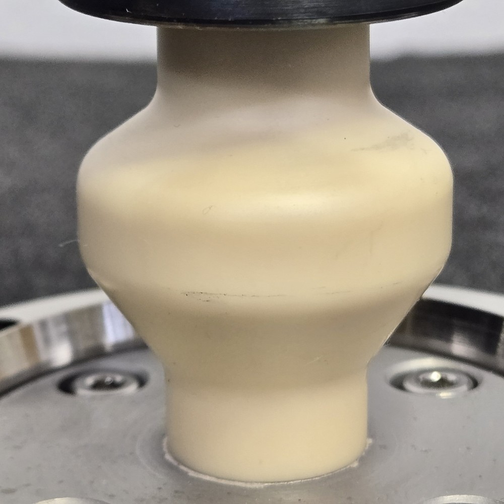 Rigaku Cathode/Filament Holder TTRAX III