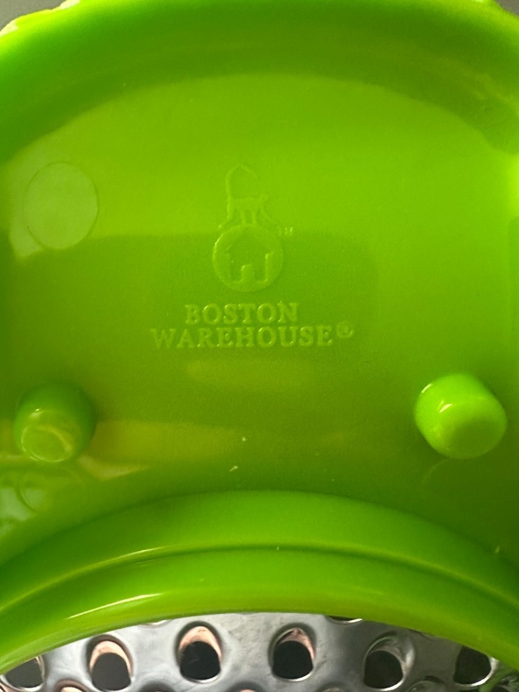 Boston Warehouse "Gater" grater