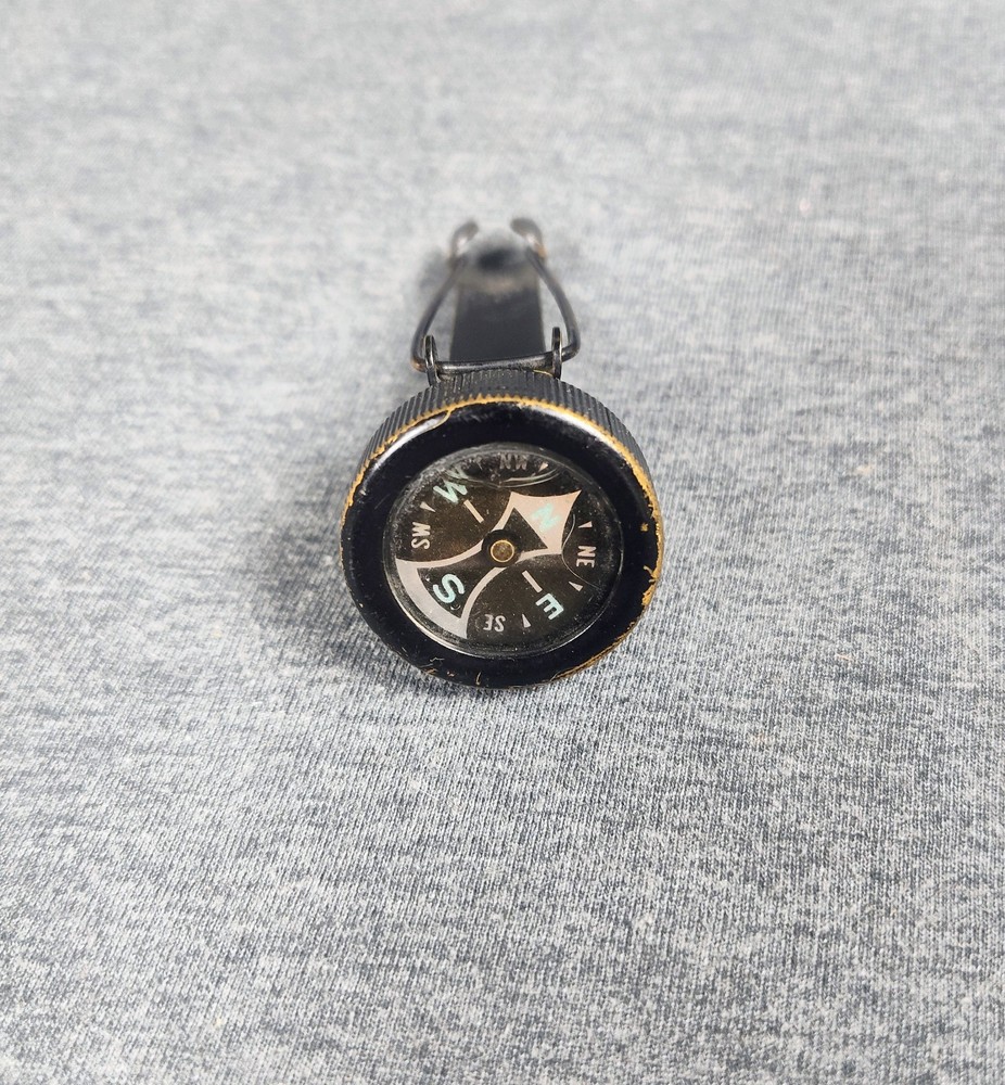 Lapel Compass Hunting/Hiking Fully Functional