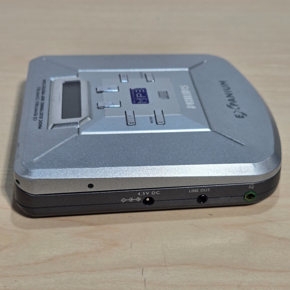 Philips EXP103 eXpanium Portable MP3-CD Player with 45-Second Anti-Skip