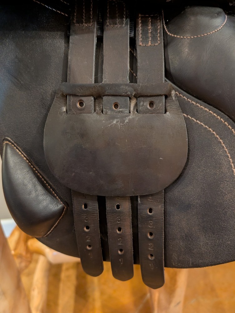 17.5" Hulsebos All Purpose Custom Saddle