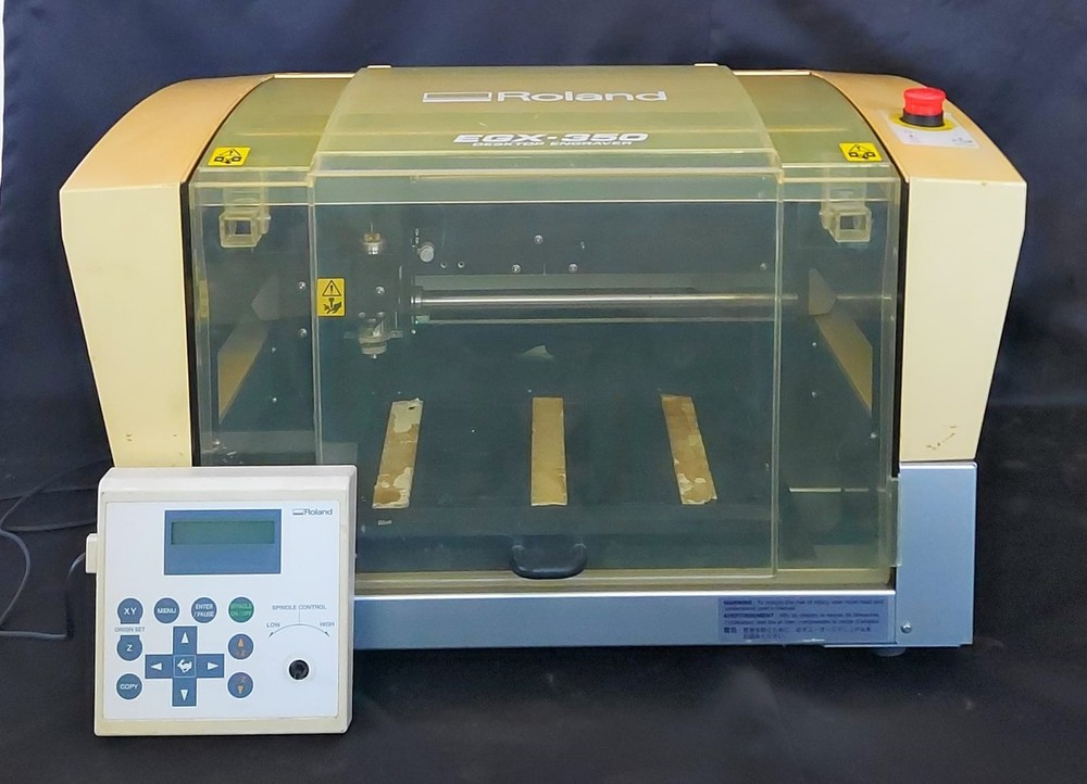 Roland EGX-350 Denchtop Engraving