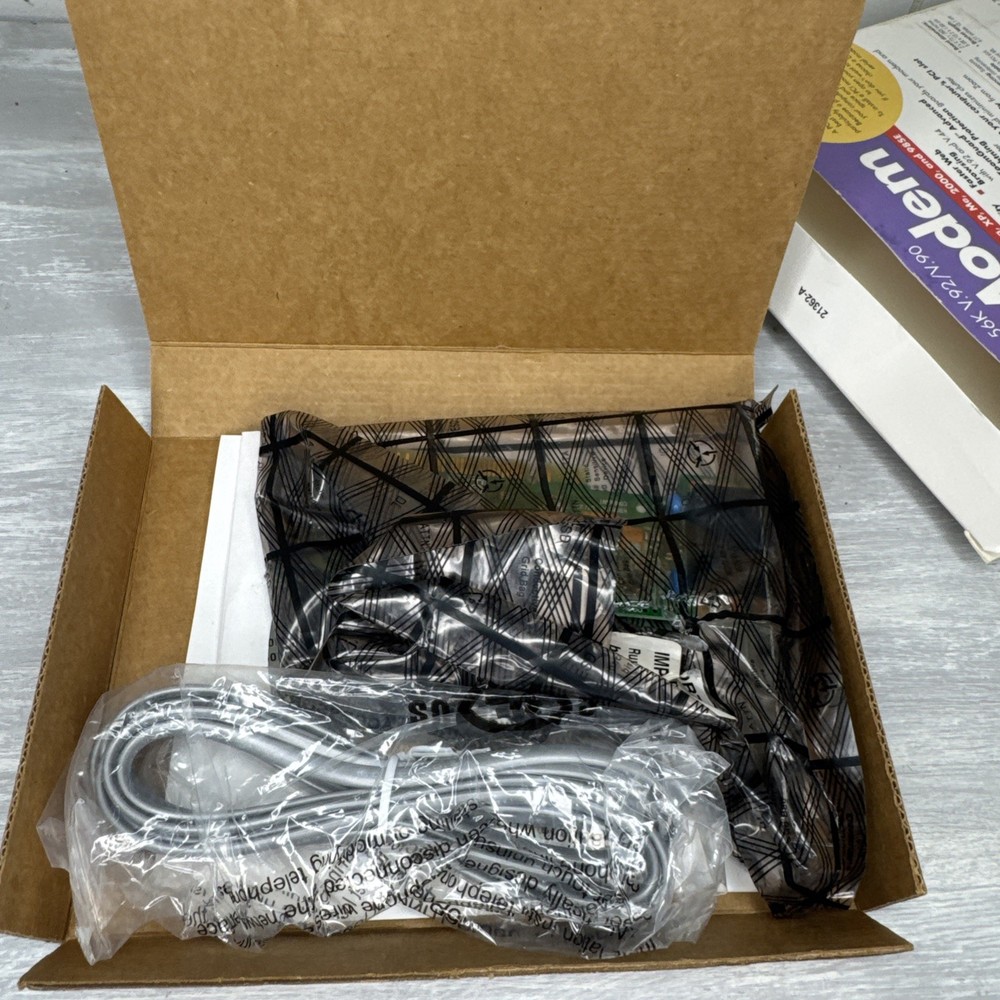 Zoom Model 3030 Data Fax Dial-Up 56K V.92 Internal USB Modem Open Box