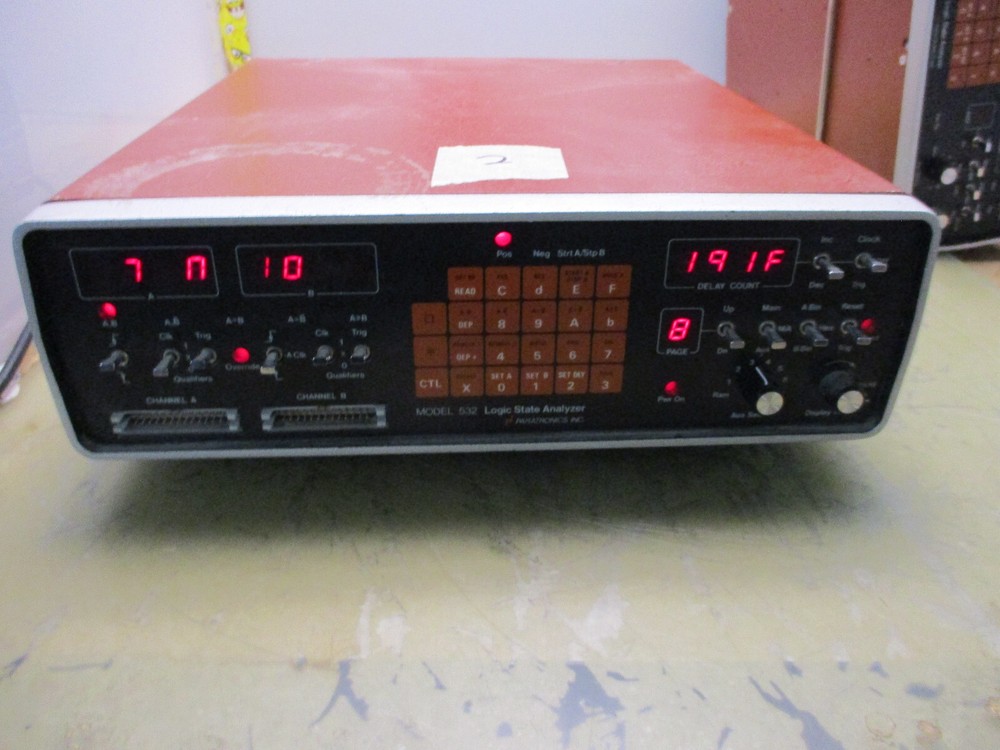 paratronics model 532 logic state analyzer [#2][3*E-18]