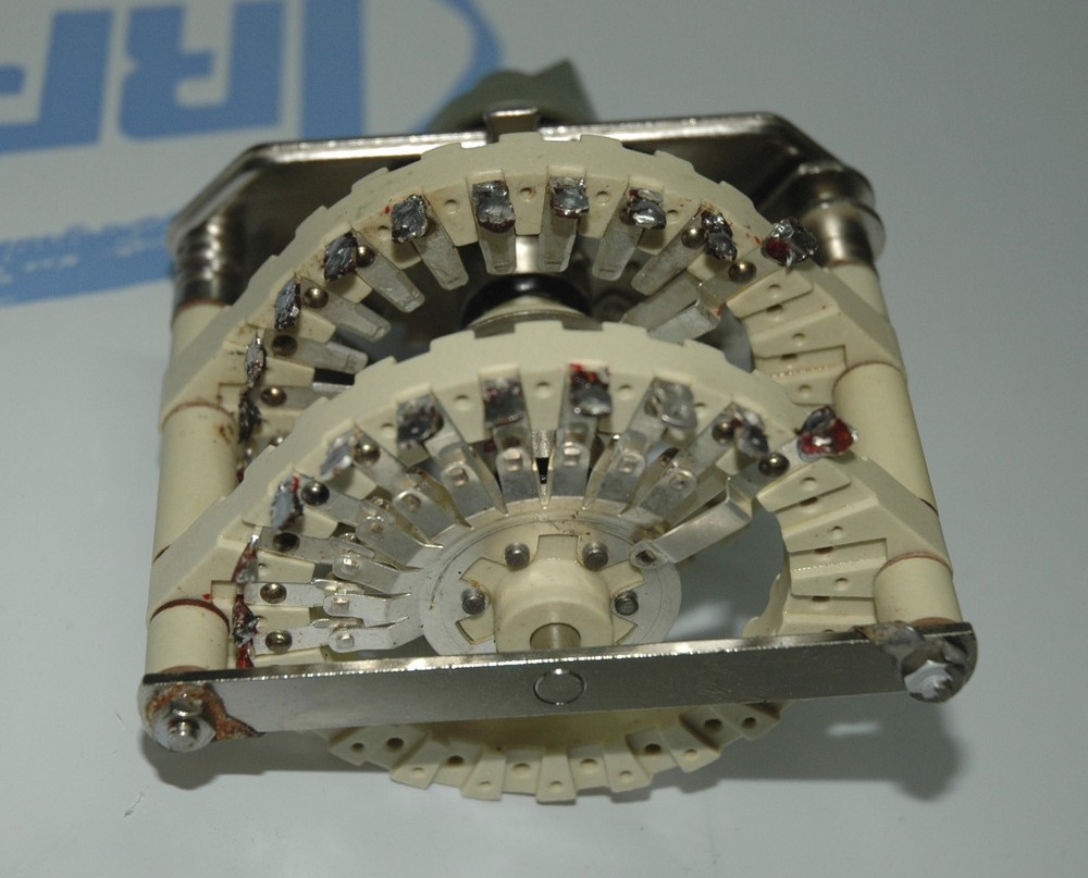 LARGE CERAMIC SWITCH -2x10 POSITIONS - KW+++ HF LINEAR AMPLIFIER