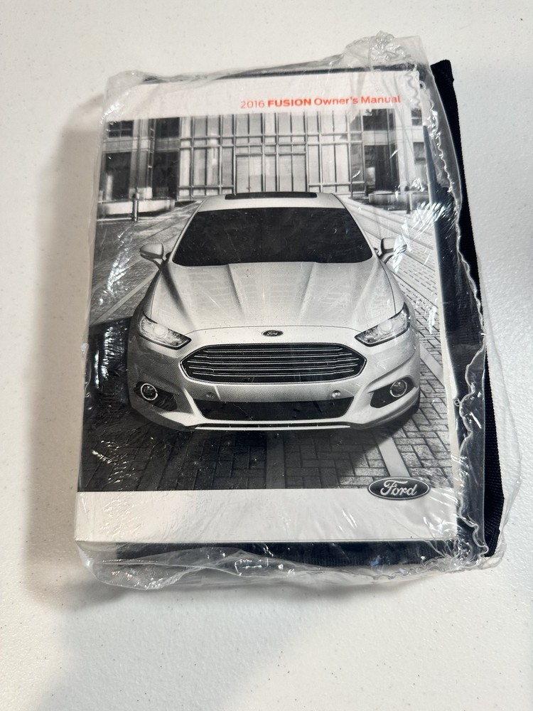 2016 Ford Fusion Owner's Manual Set