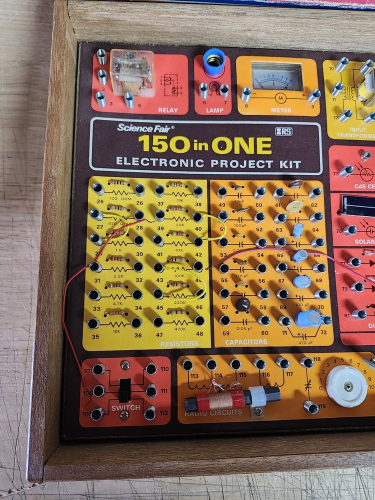 Science Fair 150 In 1 Electronic Project Kit Used Great Shape