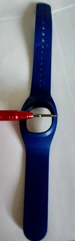 NEW. NO PUCK Disney Royal/ Navy Blue Magicband+ Plus Solid Color