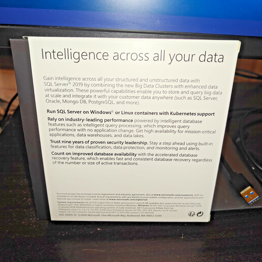 Microsoft SQL Server 2019 Standard 24 Core/25 CAL - DVD Box Pack