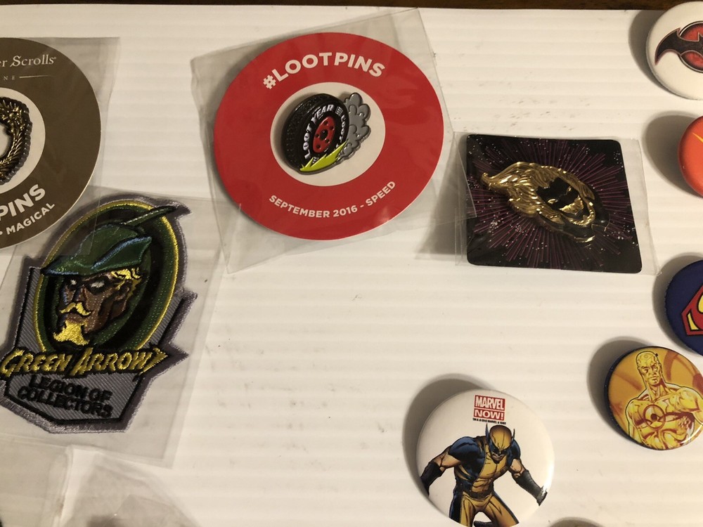Assorted Dc Marvel Other pins and patches