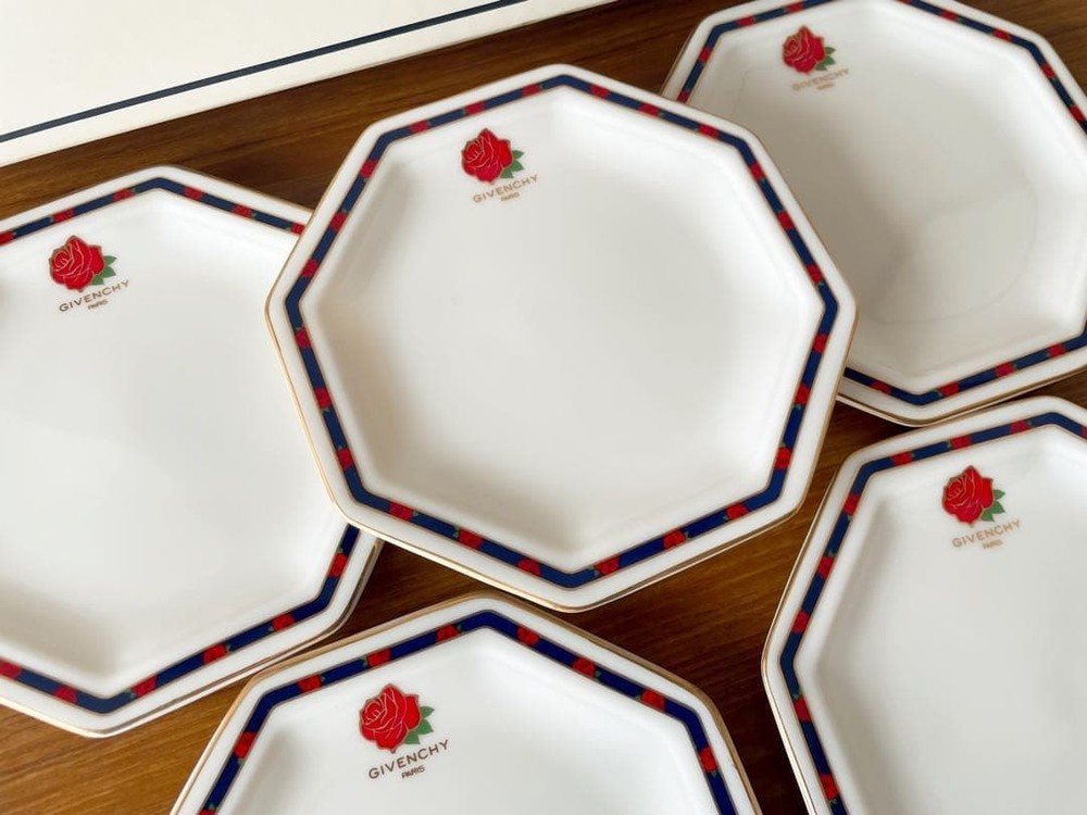 Givenchy Yamaka Plate 5 Set