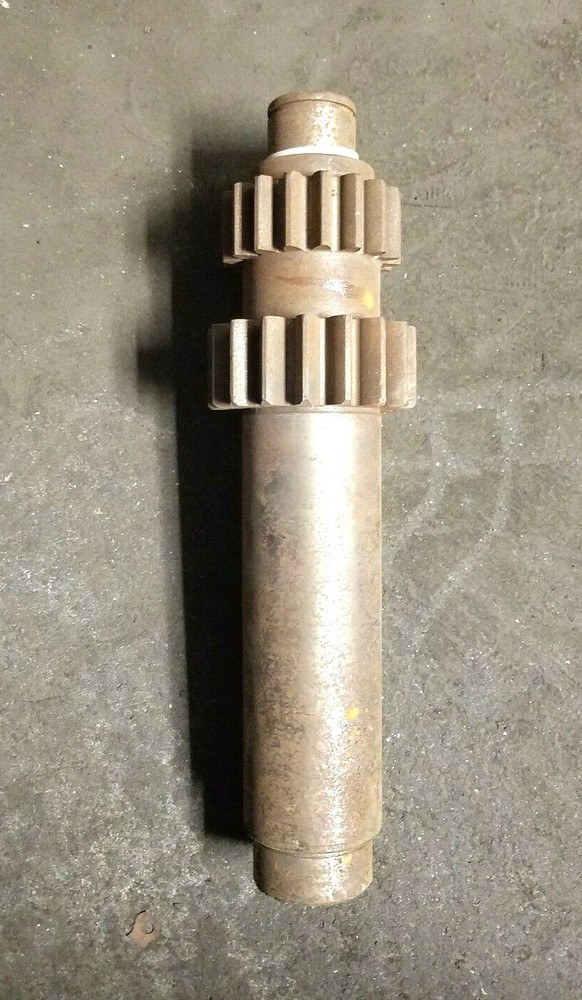 NOS EATON FULLER MAIN SHAFT 18796