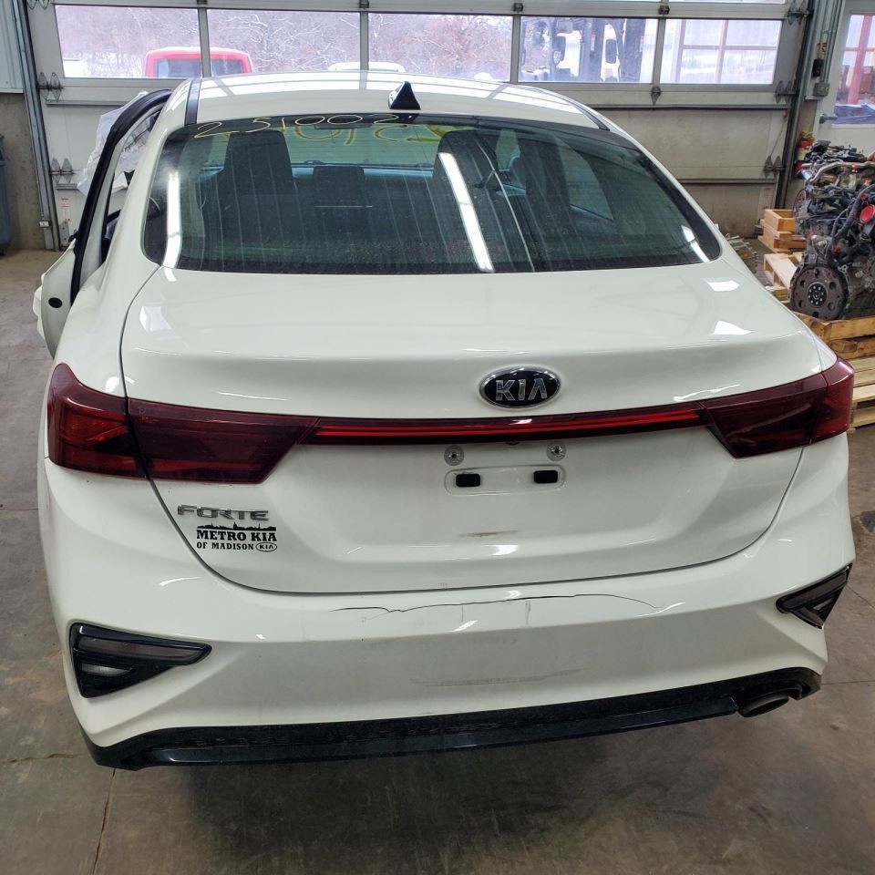 Camera/Projector Hatchback Camera Front Fits 19-24 FORTE 1164554