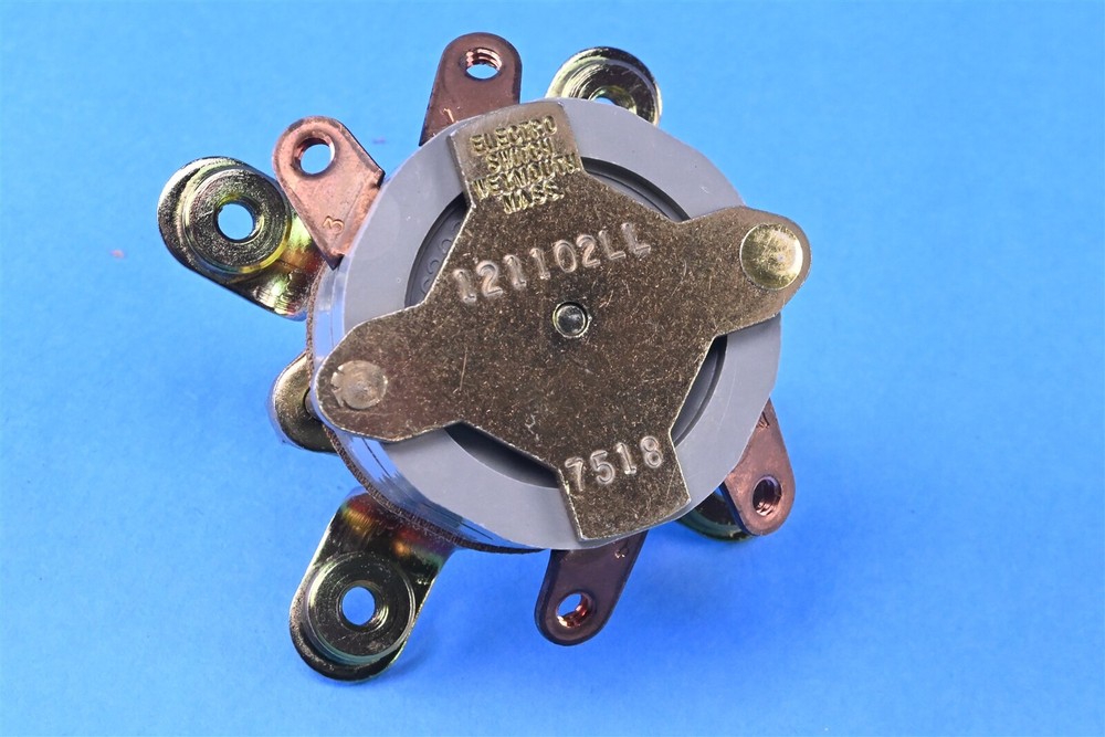 Mil-Spec Electro Switch Rotary Switch 121102LL 120VAC