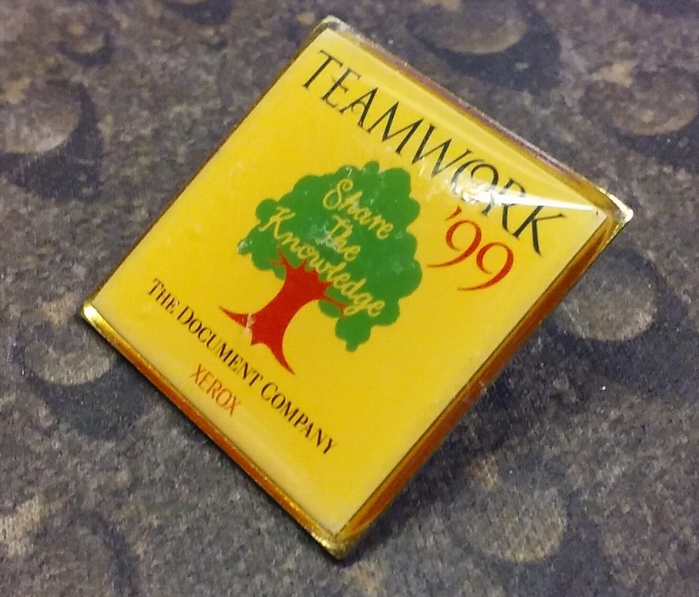 Teamwork Xerox 1999 pin badge