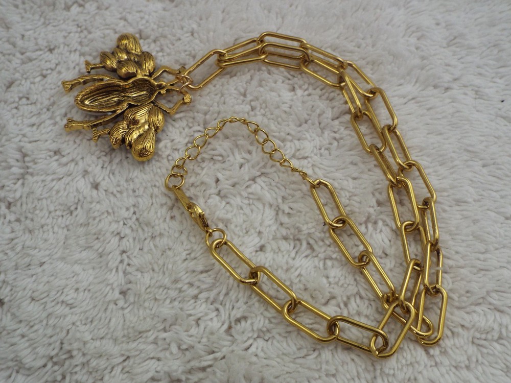 Goldtone White Bee Bug Pendant Necklace (C40)