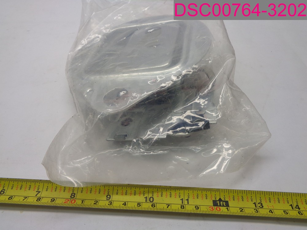 Dorman 760-5402 Exterior Door Handle 100939,
