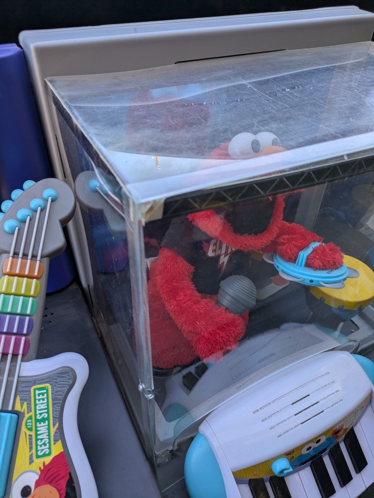 Let’s Rock Elmo Store Display
