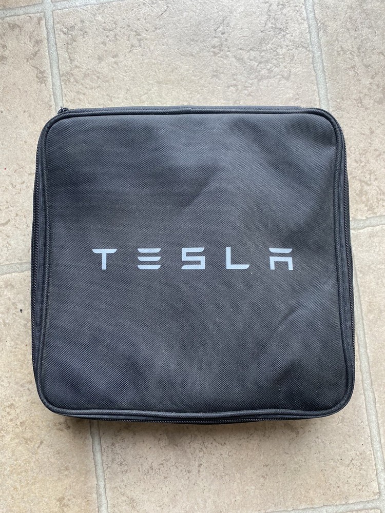 Tesla charging kit